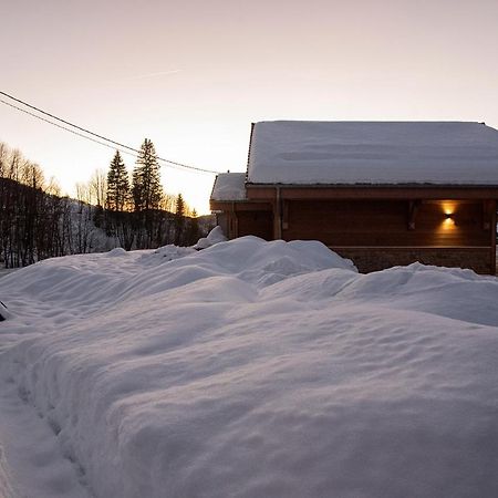 Tout Neuf - Chalet Pebie 8 A 10 Pers Avec Sauna لابْريسْ المظهر الخارجي الصورة